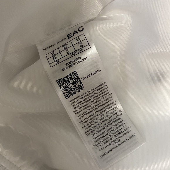 GUESS LOS ANGELES WHITE SATIN EMBROIDERED SKULL AND ROSES POM FULL ZIP JACKET - Picture 8 of 13